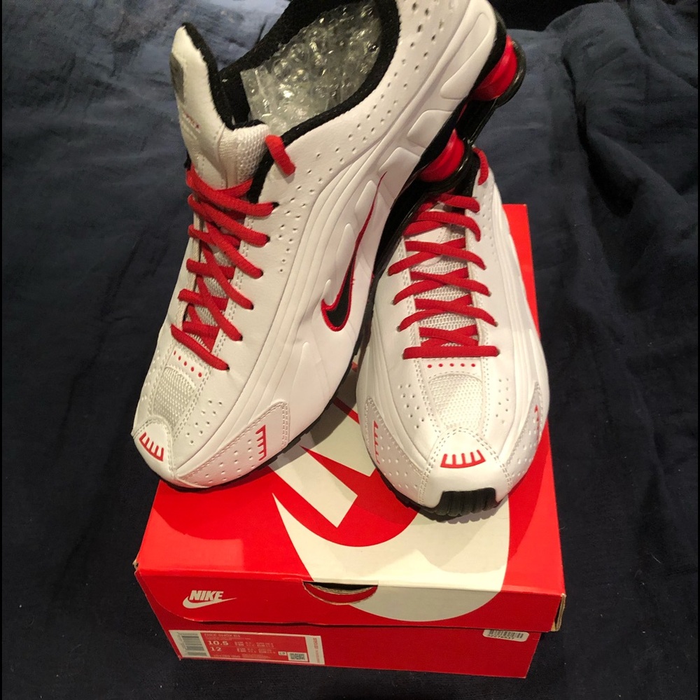 Men’s 11 - Nike Shox R4 Brand New